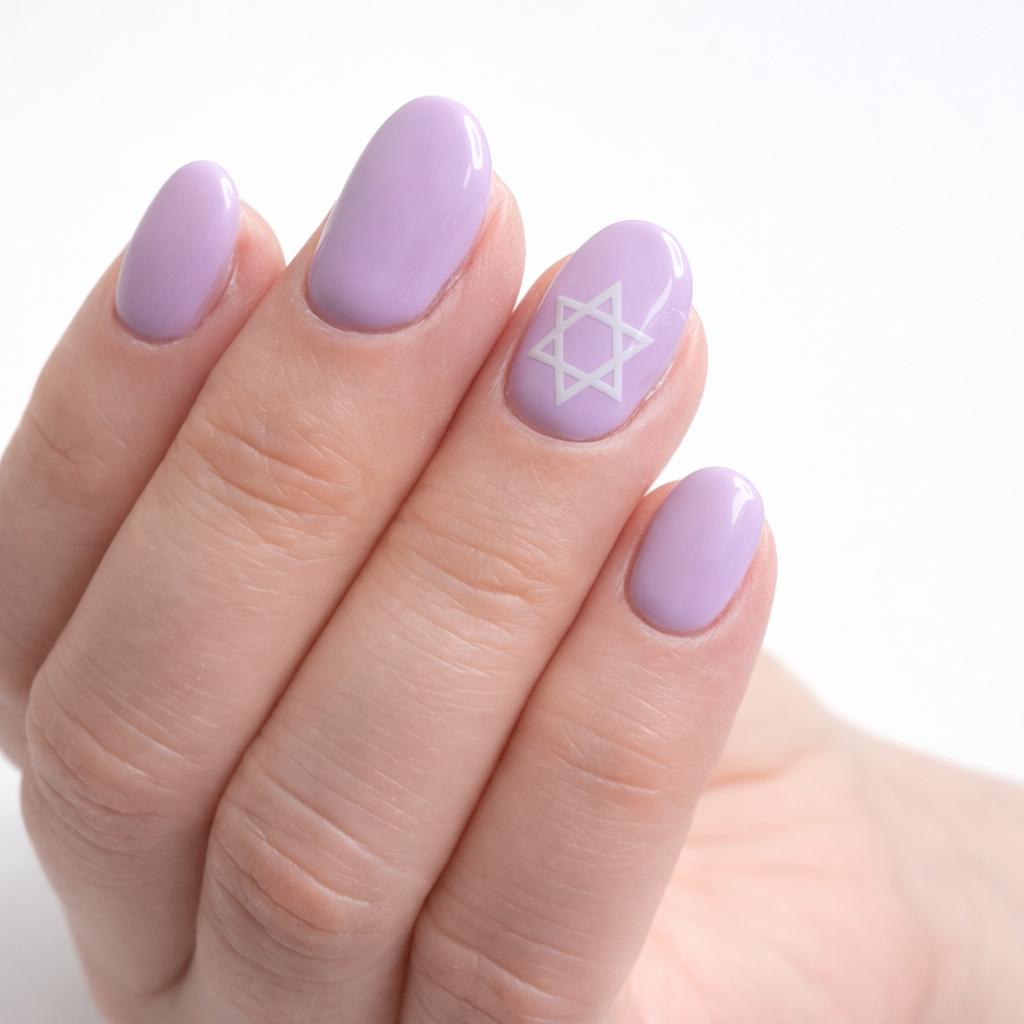 Israeli-inspired nail art look 4